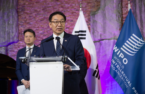 KIPO Commissioner delivers a speech to commemorate the 20th anniversary of the FIT Korea��s establishment, July 2024. (Geneva, Switzerland)