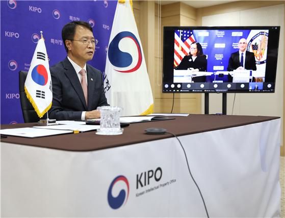 [Picture] KIPO-USPTO Heads Meeting